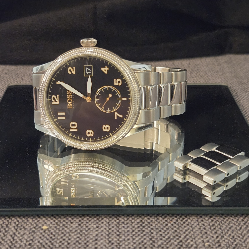 Hugo Boss Silver and Black Watch 44mm - Picture 3 of 8